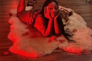 Best Around 🫶 Finest In Town 🥂... - Image 1