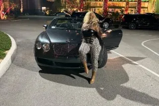 welcome to Hunnterville where everythings a THRILL - Image 5