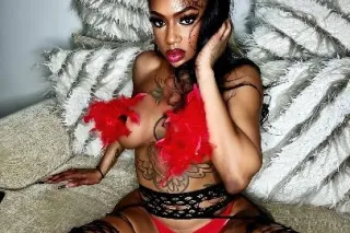 TRANSGENDER FEMALE HERE - Image 8