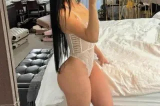 new in town - Image 3