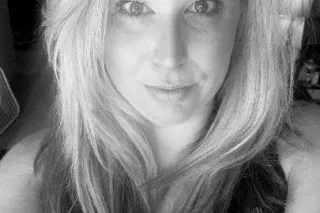 Tall Curvy Blonde • Private In... - Image 1