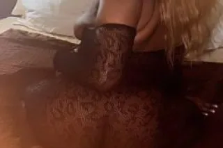 two girls specials 🤤Come have ... - Image 3