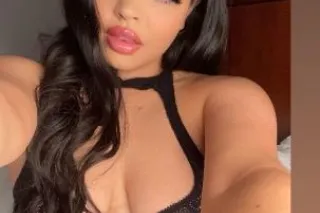 Rican Goddess At Your Service ... - Image 1