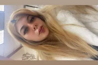 pretty little thing 🩷 - 31 - Image 1