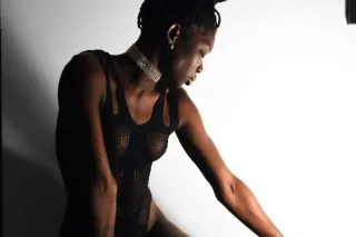 petite and chocolate - 26 - Image 1