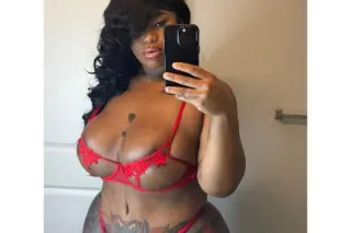 LEX THE PORN STAR MASSAGES AND... - Image 4