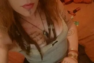 IN TOWN TODAY ONLY, TRAVELLING, 25 OFF BBBJ HOTEL INCALL Gorgeous submissive bombshell punk slut for naughty fun - Image 11