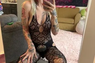 Petite Tatted Blonde - Image 5