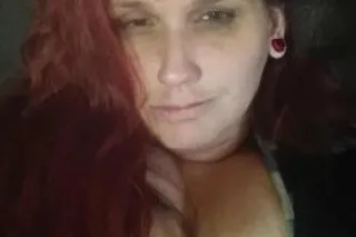 Looking a man with a big item!!!! - Image 9