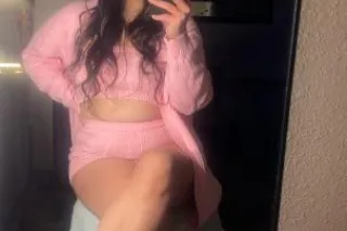 HEY BABYY:) LETS MEET UP AND H... - Image 3